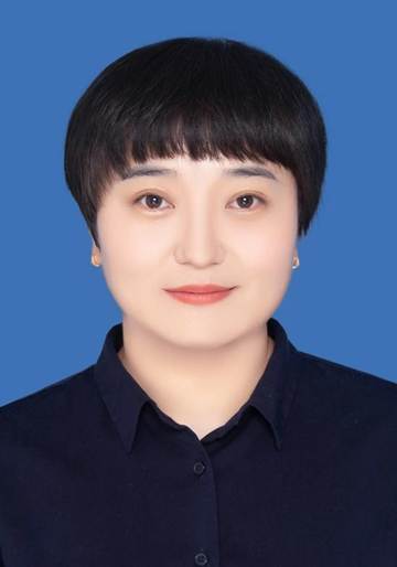 青梅个人简介