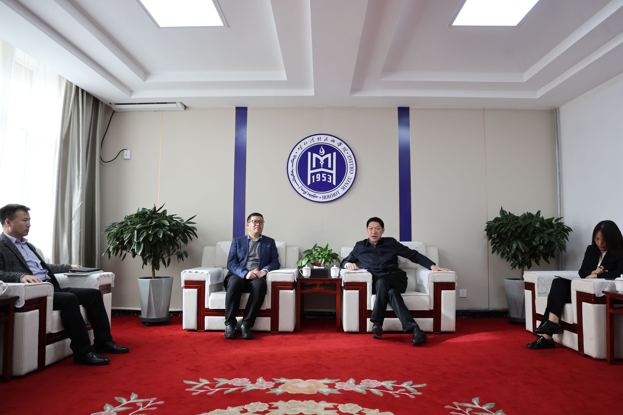 北控水务集团冀广鹏一行来校调研交流